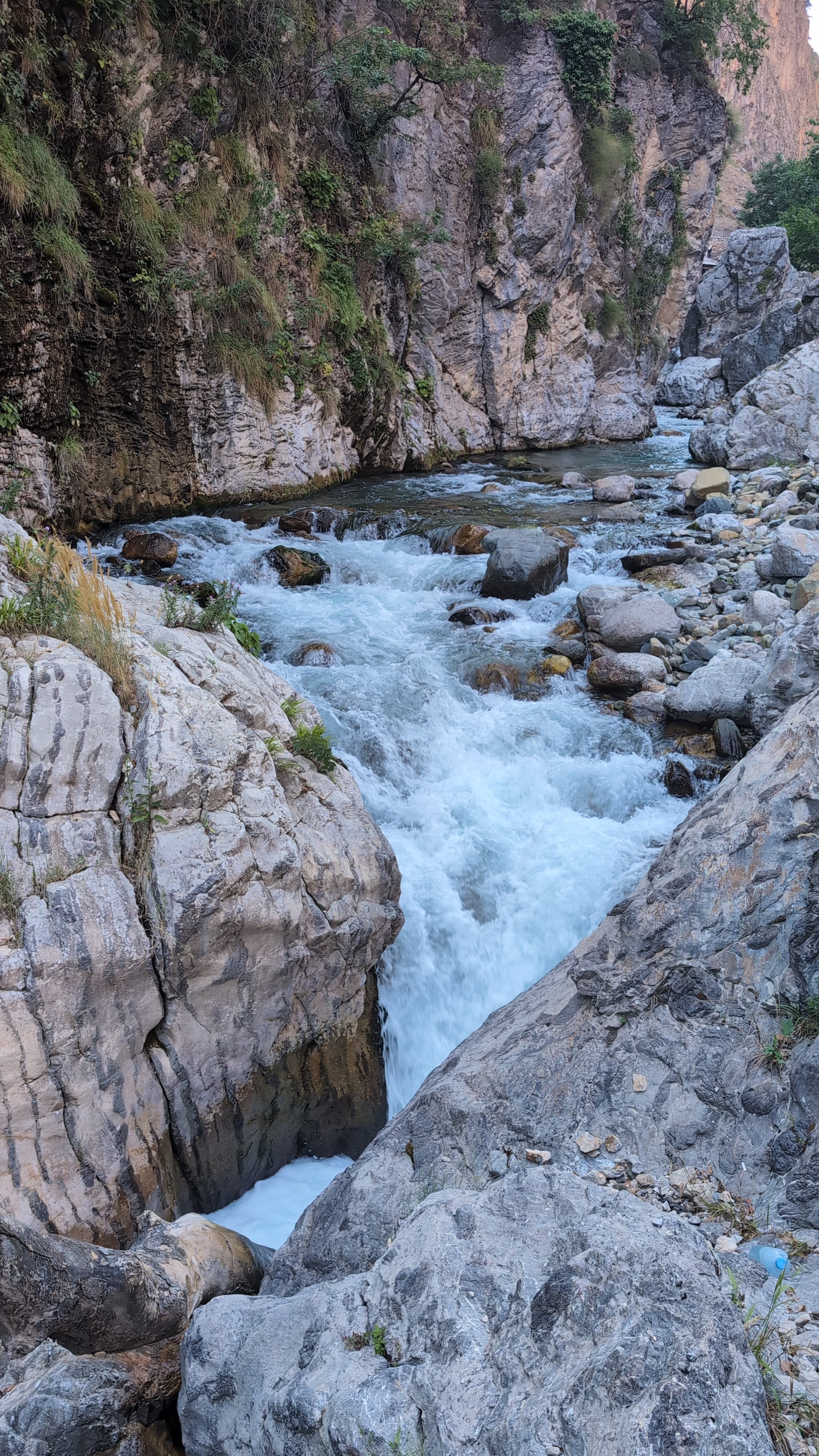 Erciyes ski resort visible above the plateau. The mountain works in winter too.