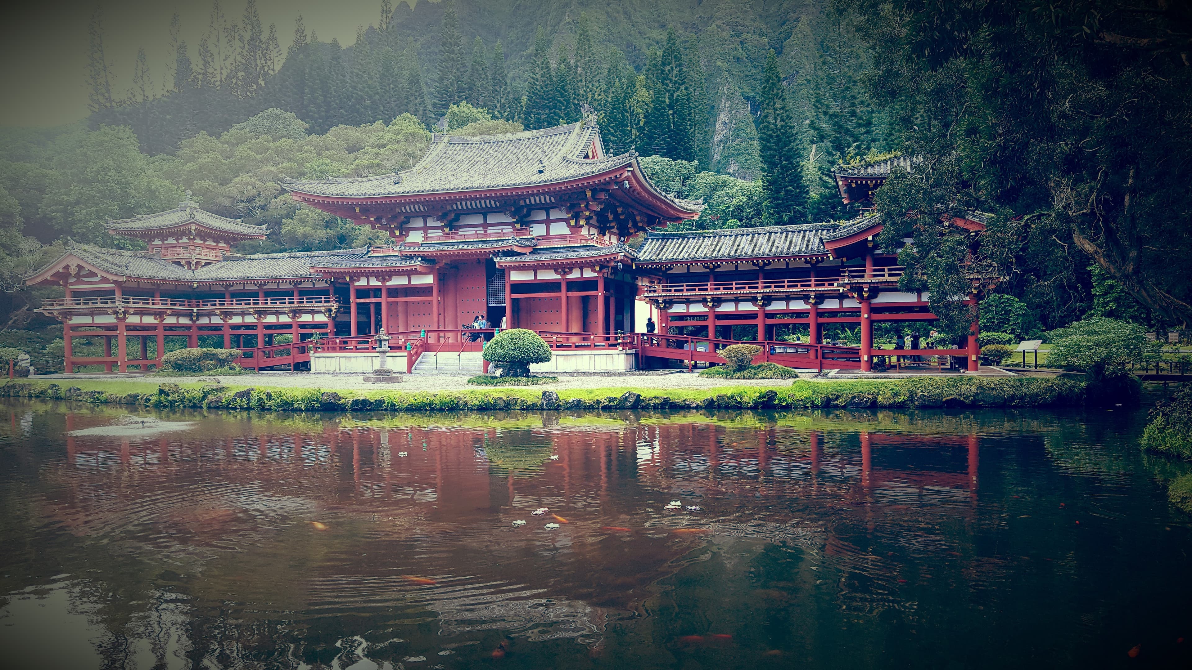 Sunset on the west side. The Waianae coast is quieter and less visited; the sunsets are no less dramatic.